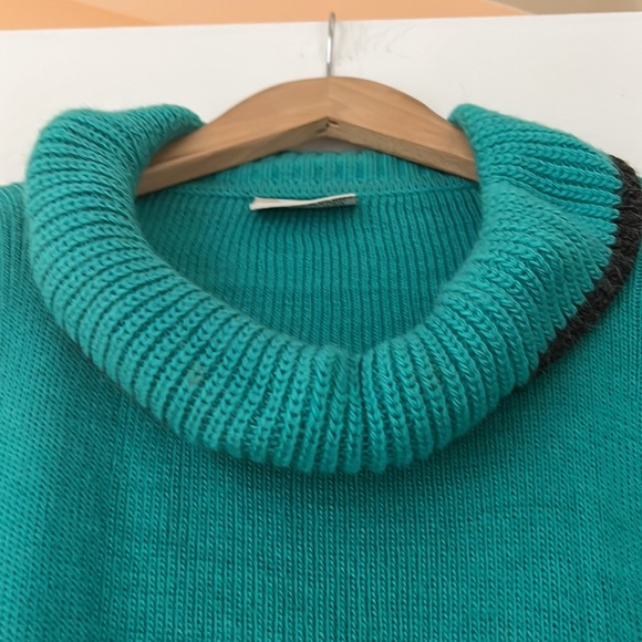 LOMBAGGI KNITWEAR SWEATER PONCHO - Picture 4 of 13